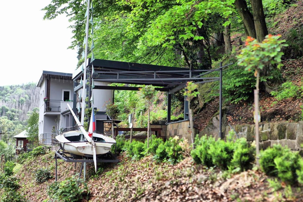 Holiday House Panda Хренско Экстерьер фото
