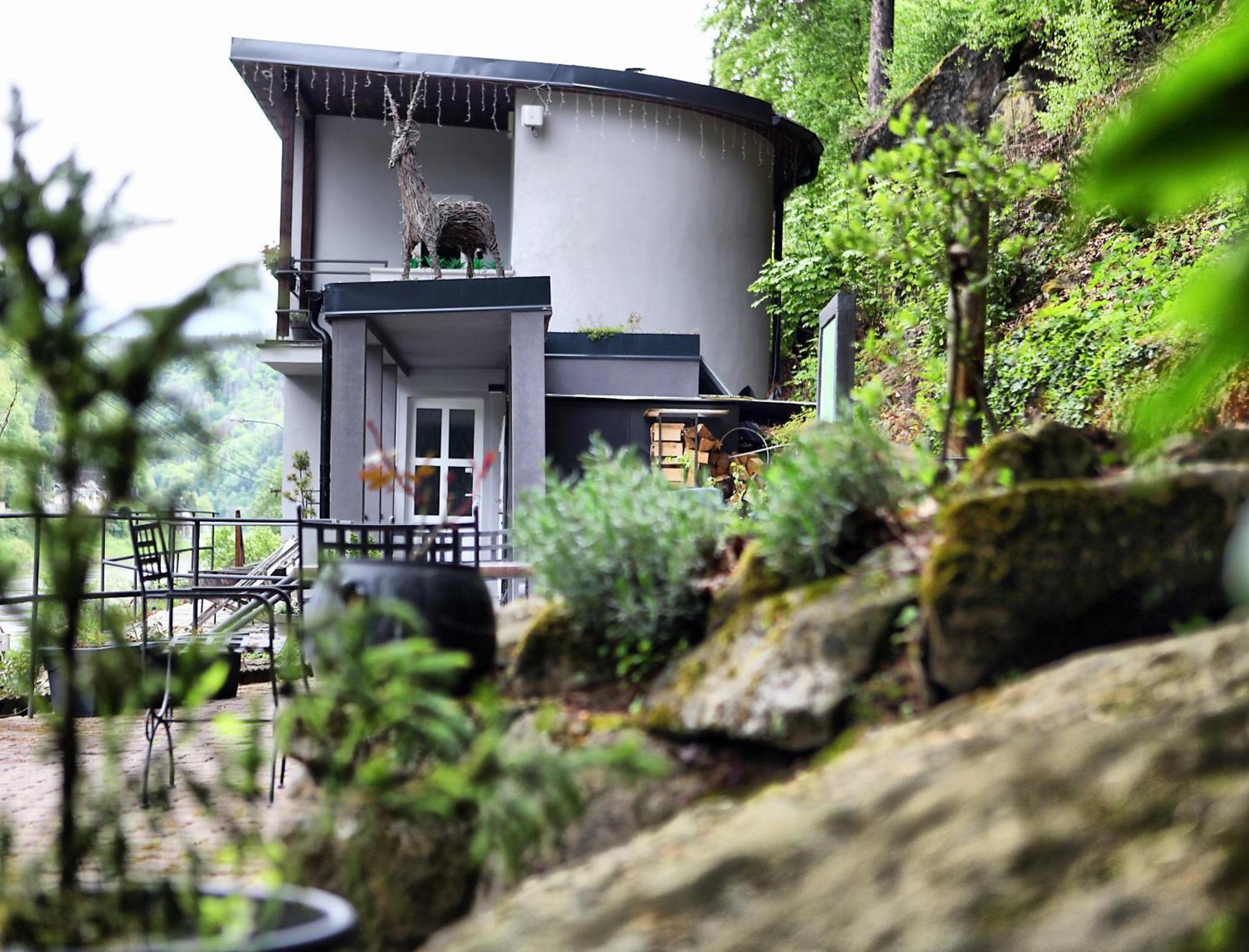 Holiday House Panda Хренско Экстерьер фото