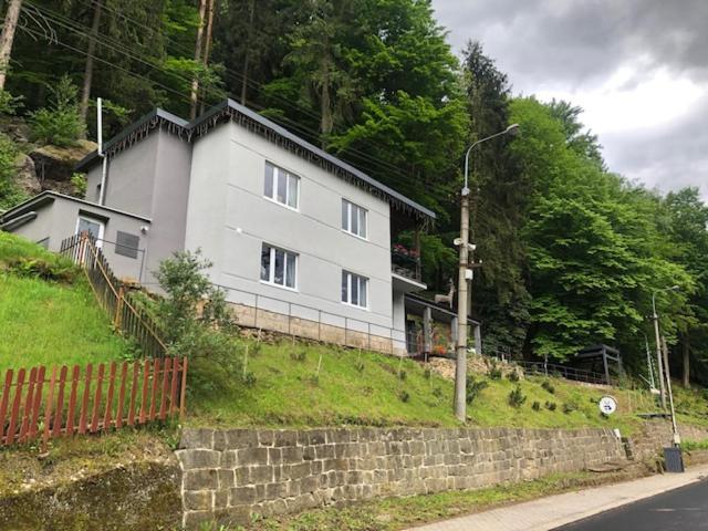 Holiday House Panda Хренско Экстерьер фото